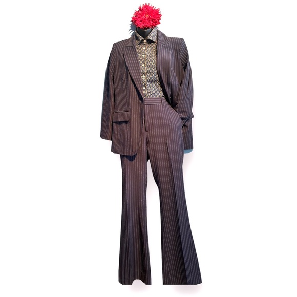 Banana Republic Pants - NWOT 2pc Banana Republic Pinstripes Pantsuit